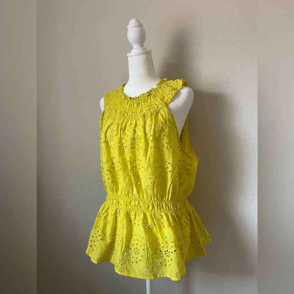 Marc New York NWOT Eyelet lemon top